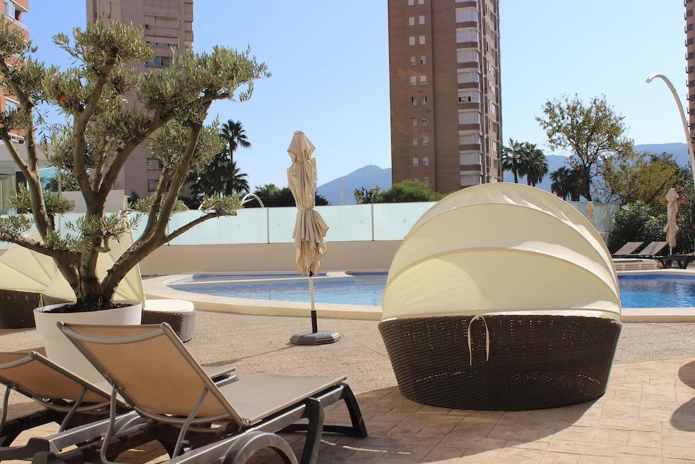 Flamingo Beach Resort - Adults Recommended Бенидорм Экстерьер фото