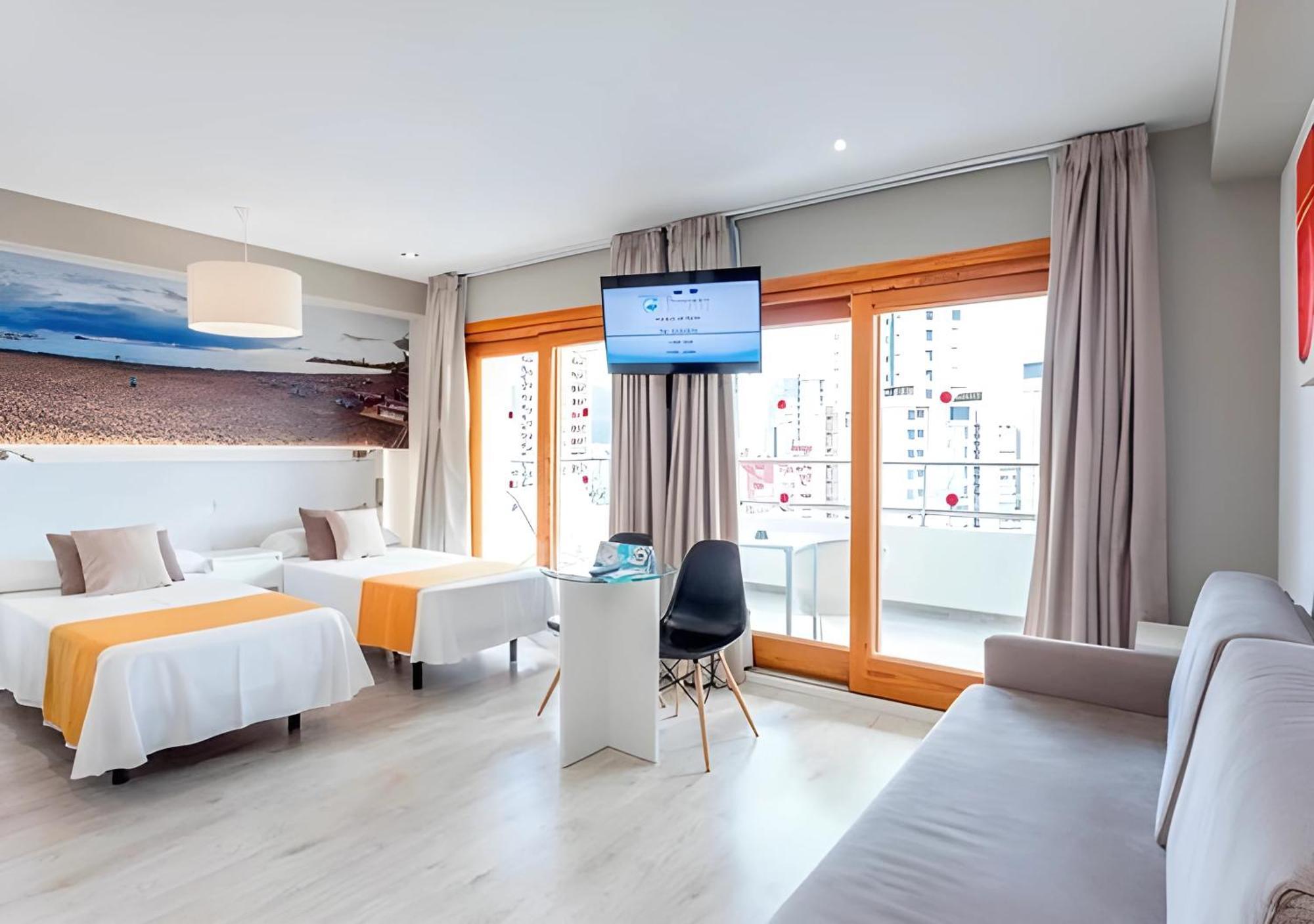Flamingo Beach Resort - Adults Recommended Бенидорм Экстерьер фото